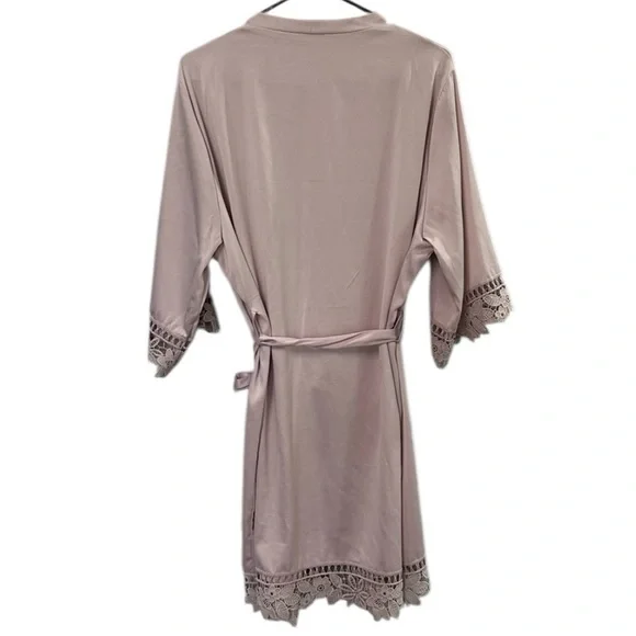 Le Rose Bridesmaid Light Pink Lace Robe Size M/L - Picture 2 of 6